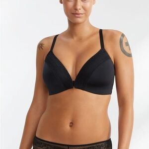NWT__Wire Free Front Close Bra__NWT
